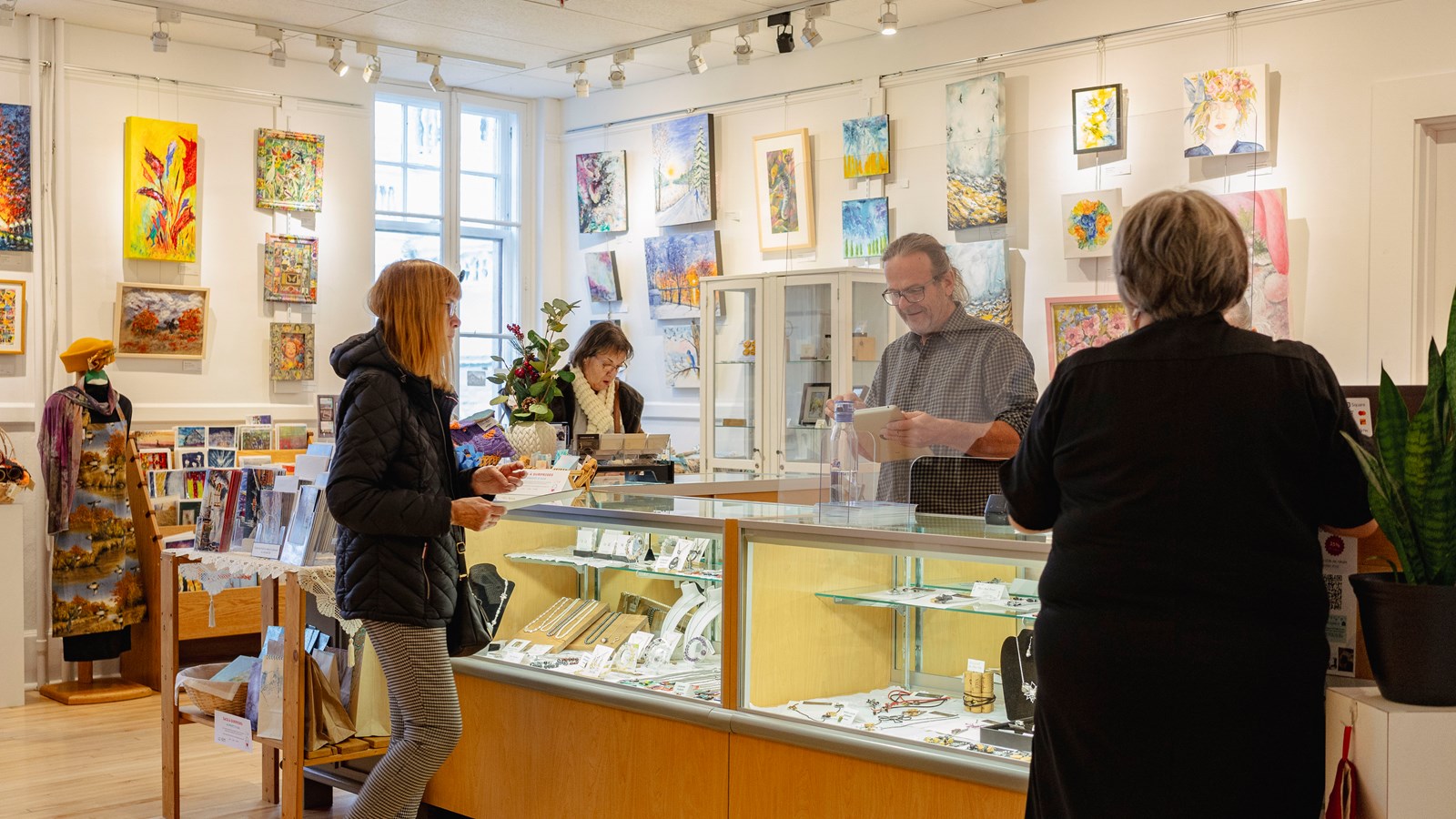 Le 37e Salon des Artistes et Artisans de Beauce continue en fin de semaine