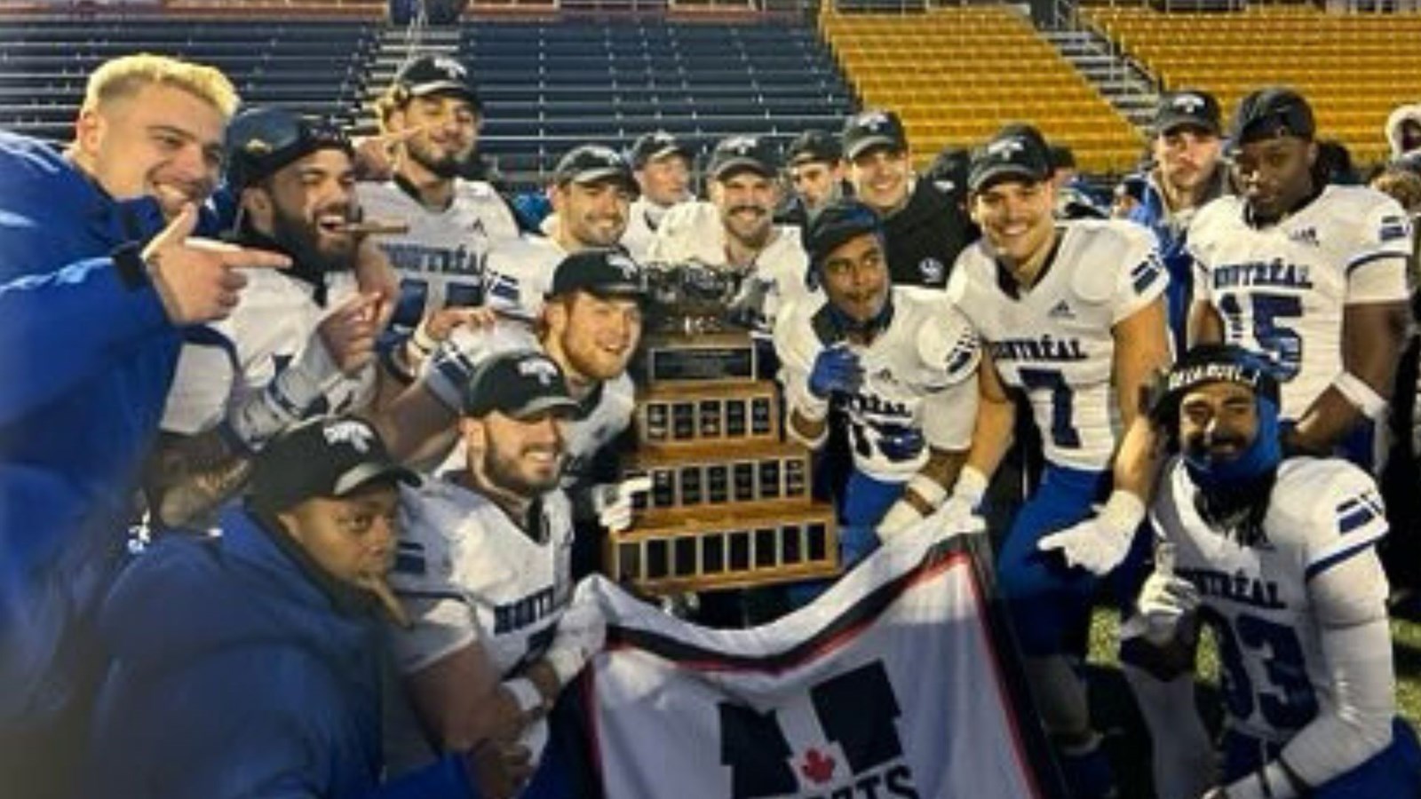 Deux Beaucerons parmi les champions de la Coupe Vanier