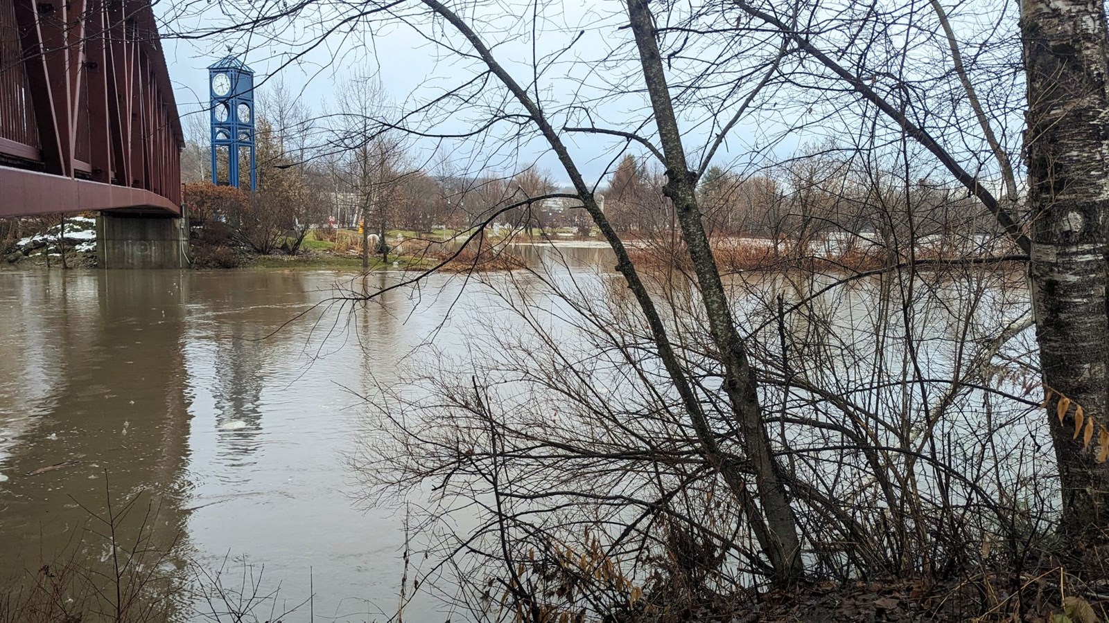 Plusieurs fermetures de route pour inondation en Beauce