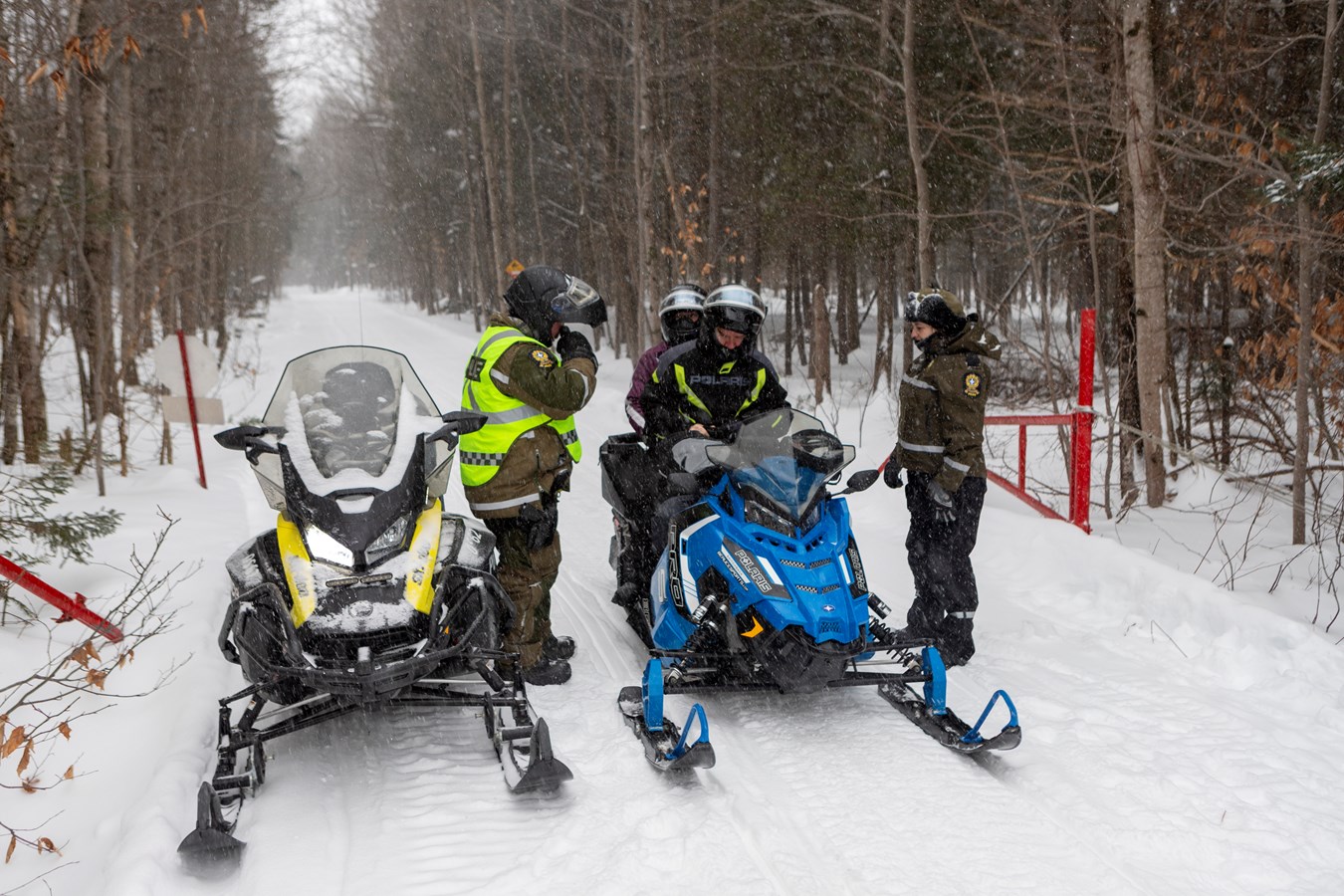 Une fin de semaine de surveillance sur les pistes de motoneige