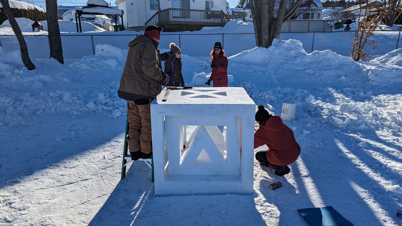 Retour en images sur le concours de sculpture sur neige