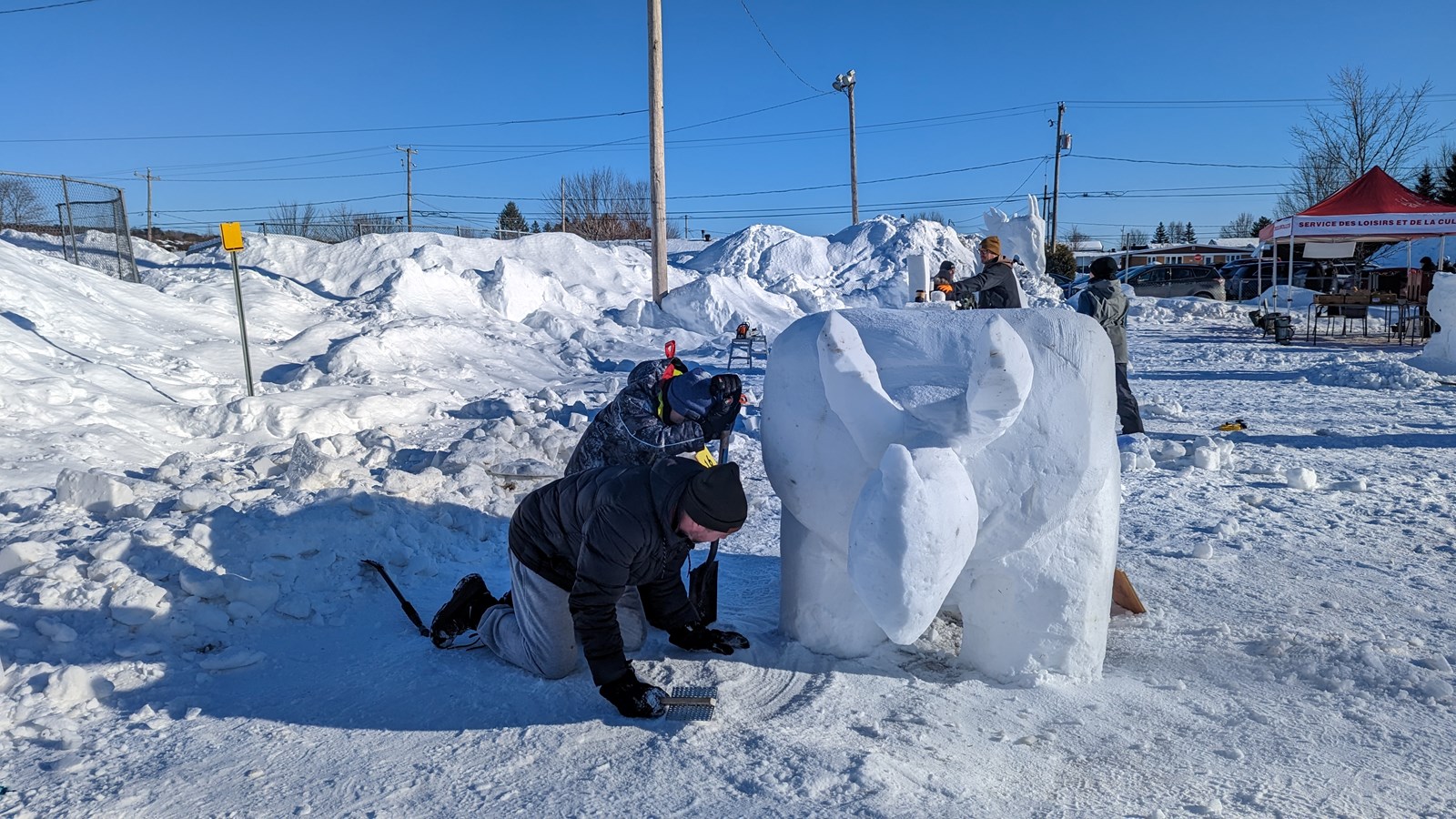 Retour en images sur le concours de sculpture sur neige