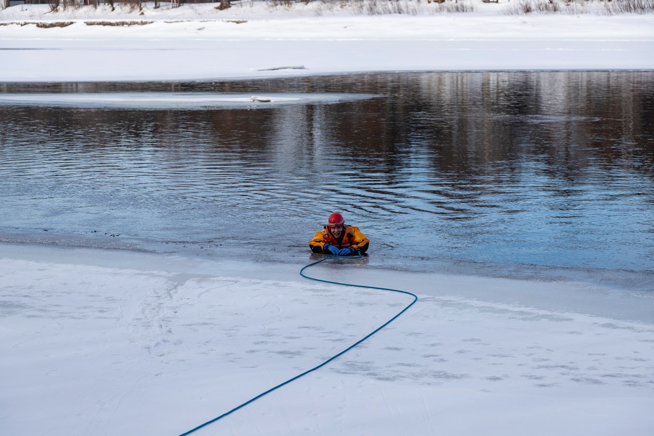 Les pompiers de Scott sur la glace!