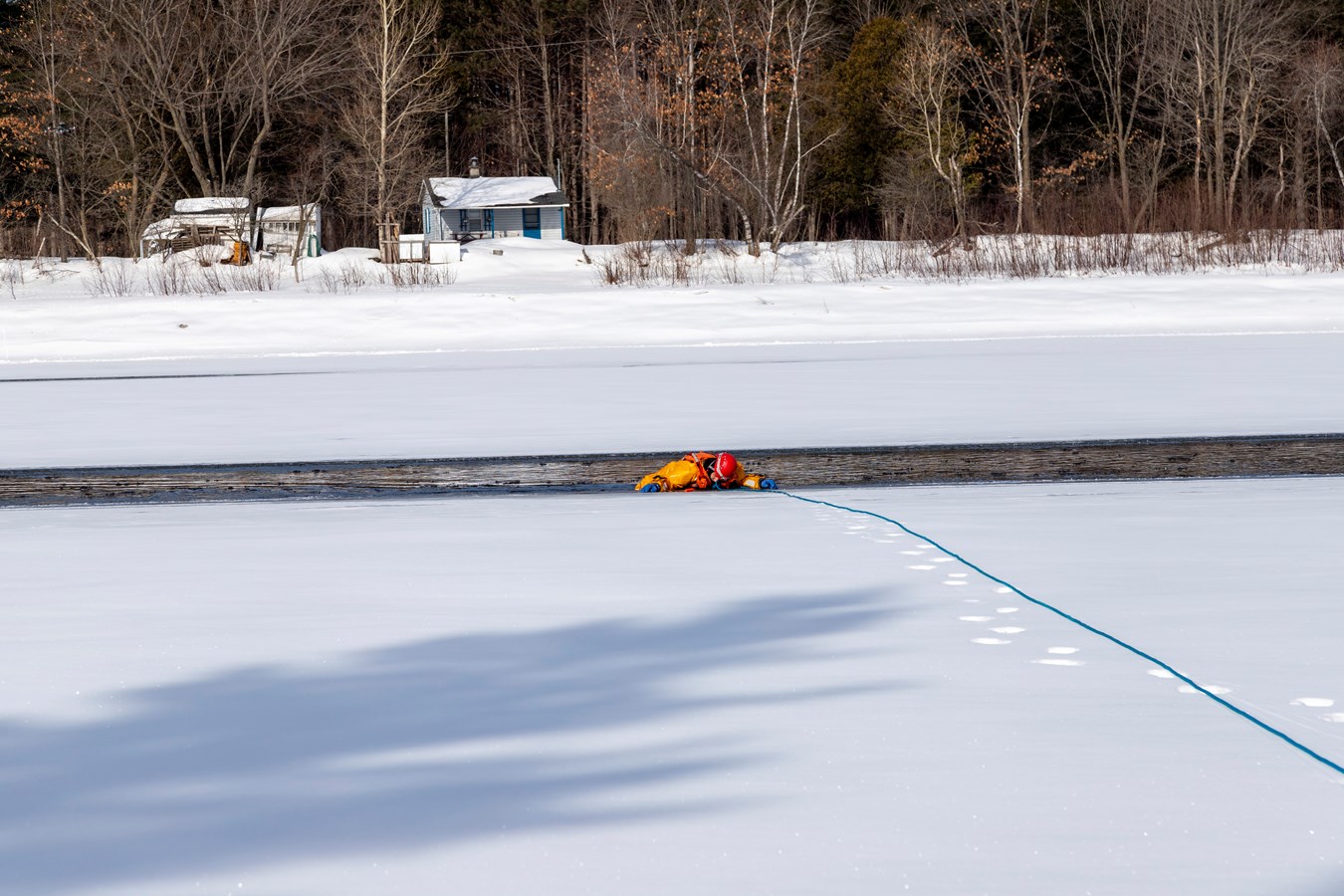 Les pompiers de Scott sur la glace!