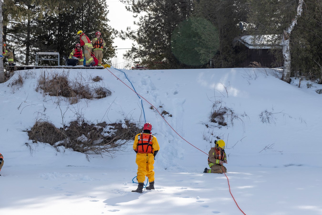 Les pompiers de Scott sur la glace!