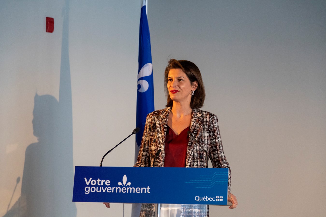 La vice-première ministre et ministre des Transports et de la Mobilité durable, Geneviève Guilbault