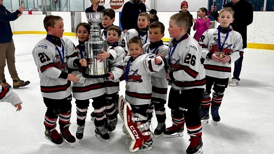 Quatre trophées pour l'Association des Joueurs de Hockey Mineur de Saint-Georges