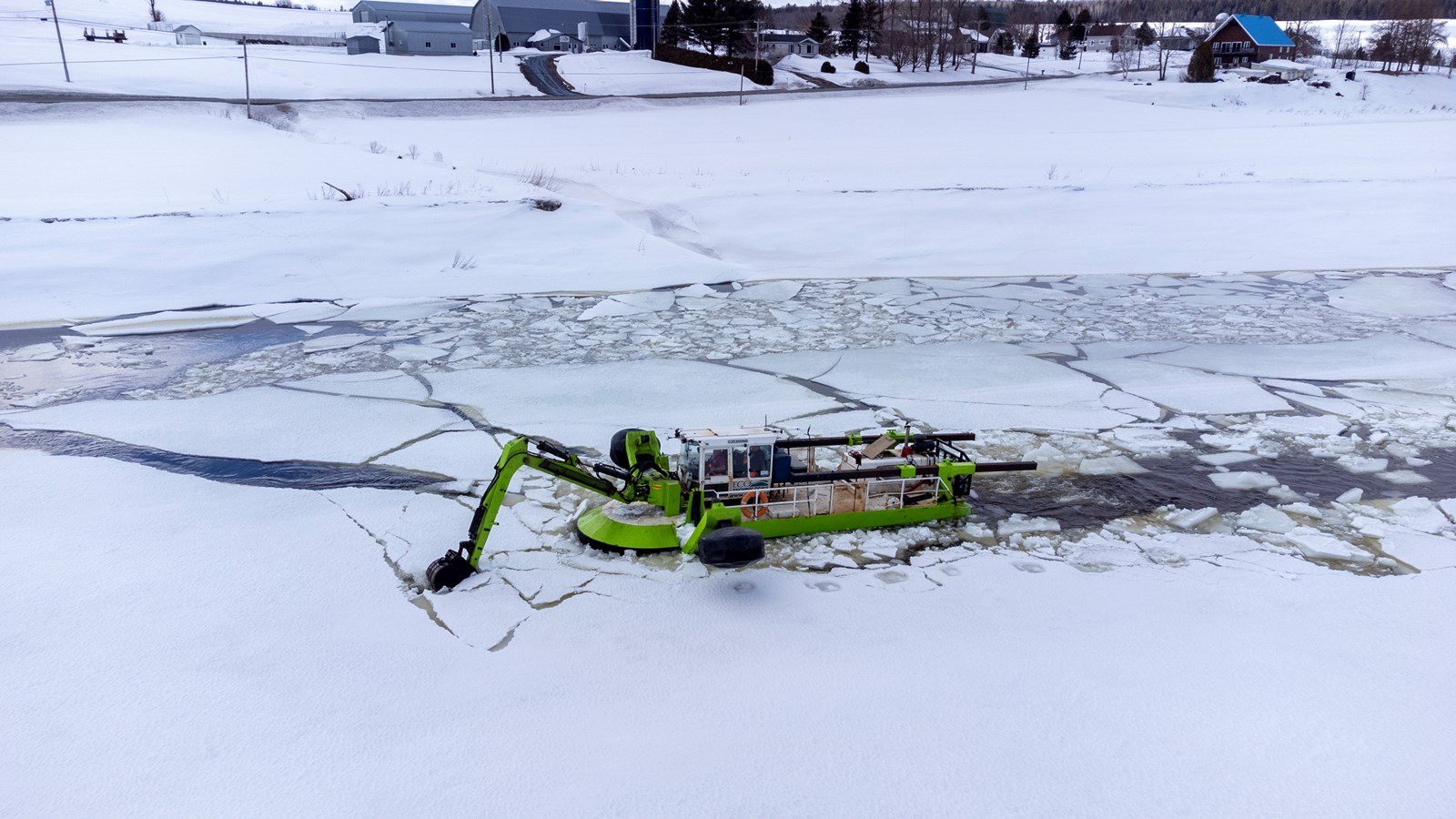 Beauceville: la pelle amphibie a parcouru 8,2 km
