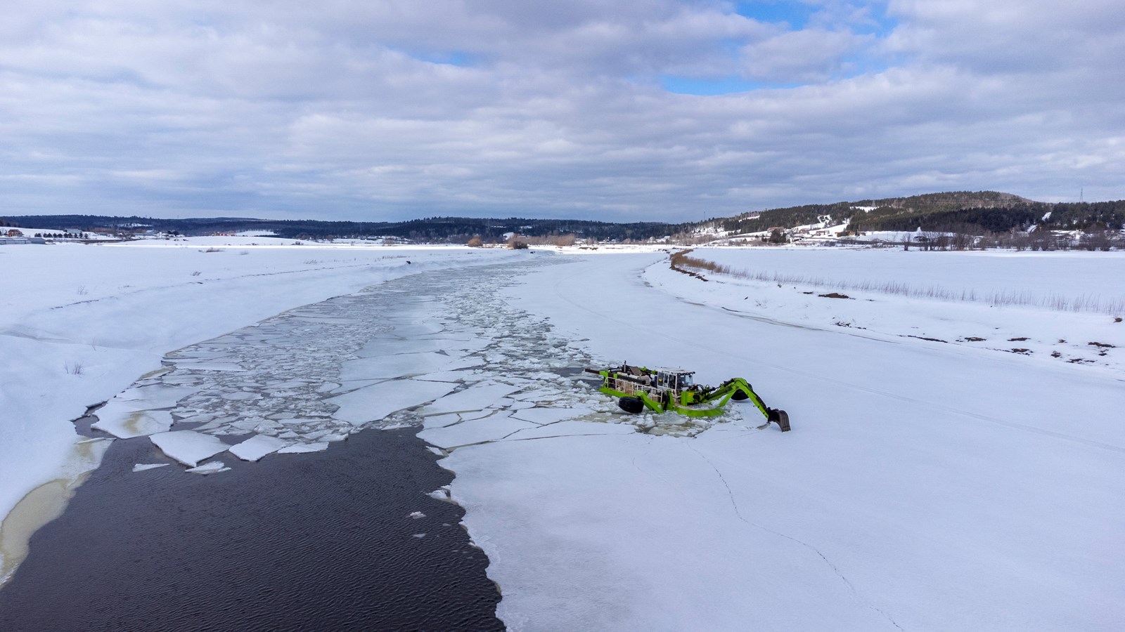 Beauceville: la pelle amphibie a parcouru 8,2 km