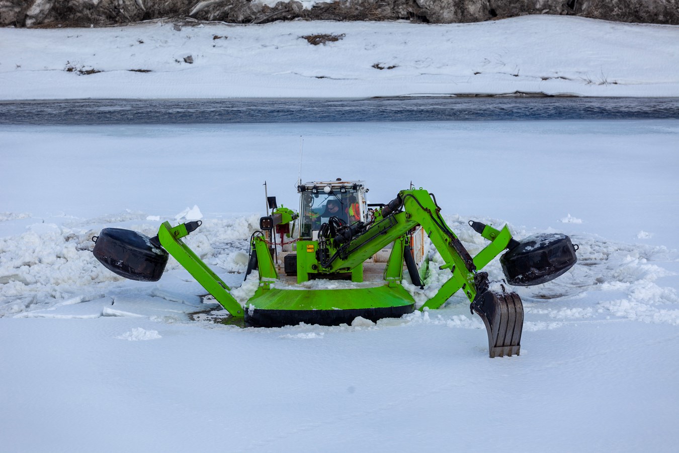 Beauceville: la pelle amphibie a parcouru 8,2 km