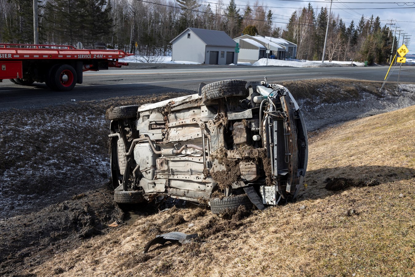 Une collision frontale fait deux blessés à Saint-Côme-Linière