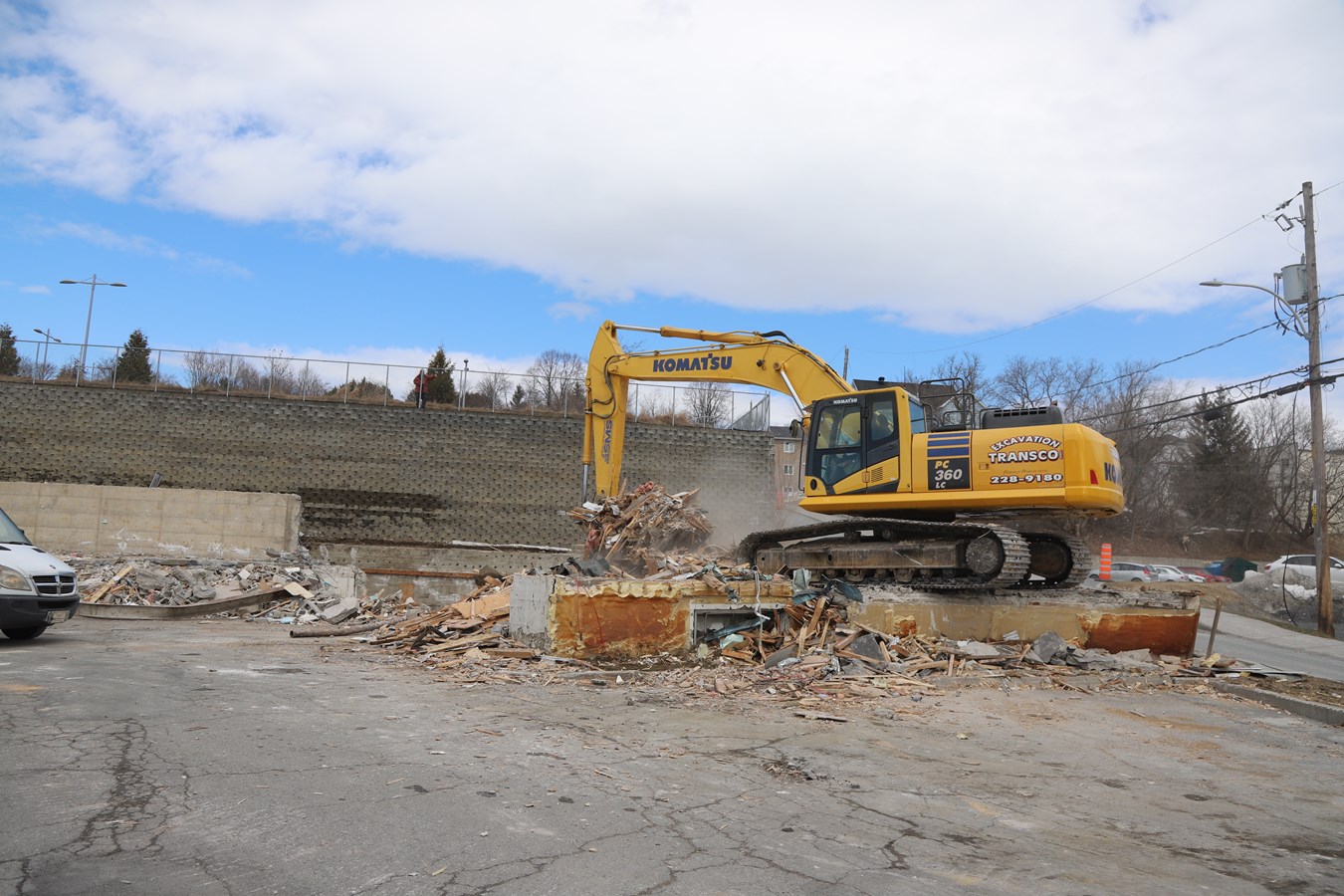 Saint-Georges: l'immeuble du 11 289 sur la 1re Avenue est démoli