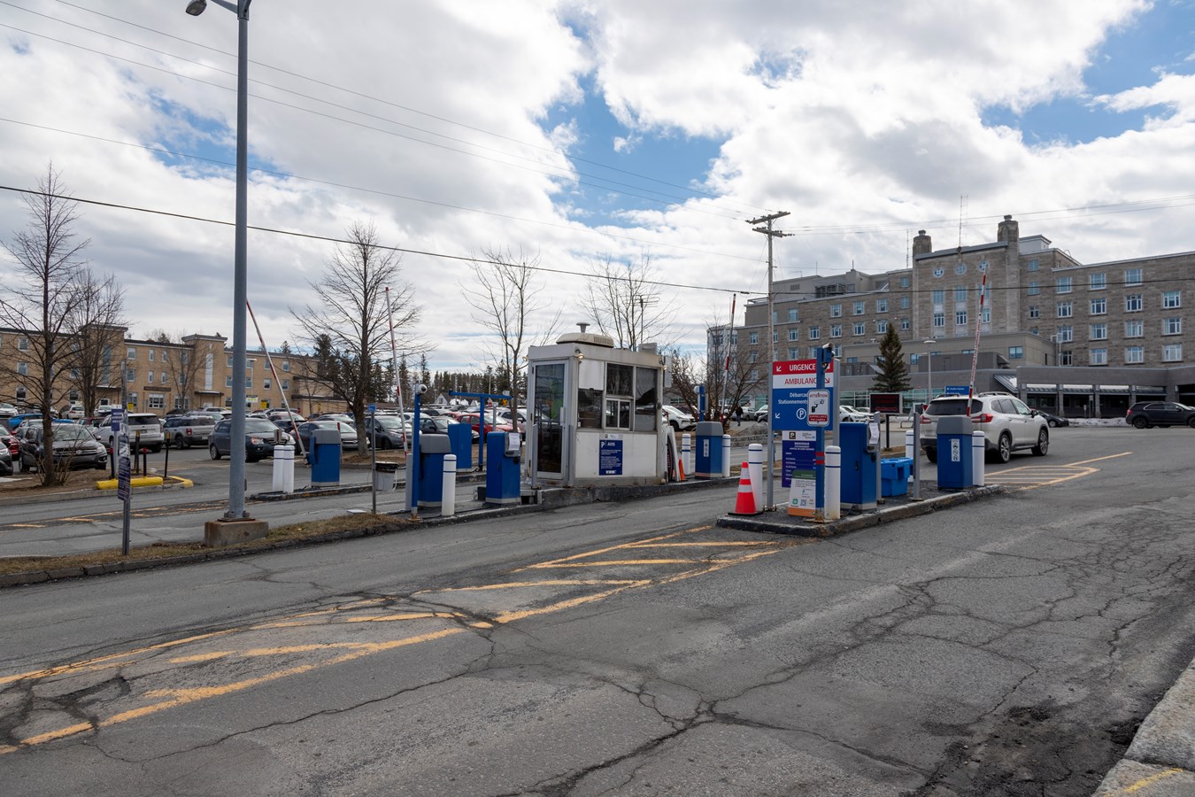 Hôpital de Saint-Georges: les horodateurs entrent en fonction
