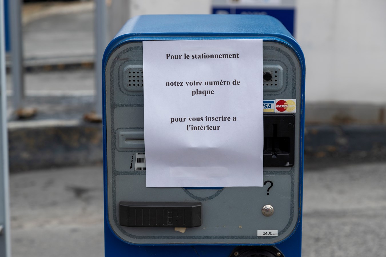 Hôpital de Saint-Georges: les horodateurs entrent en fonction