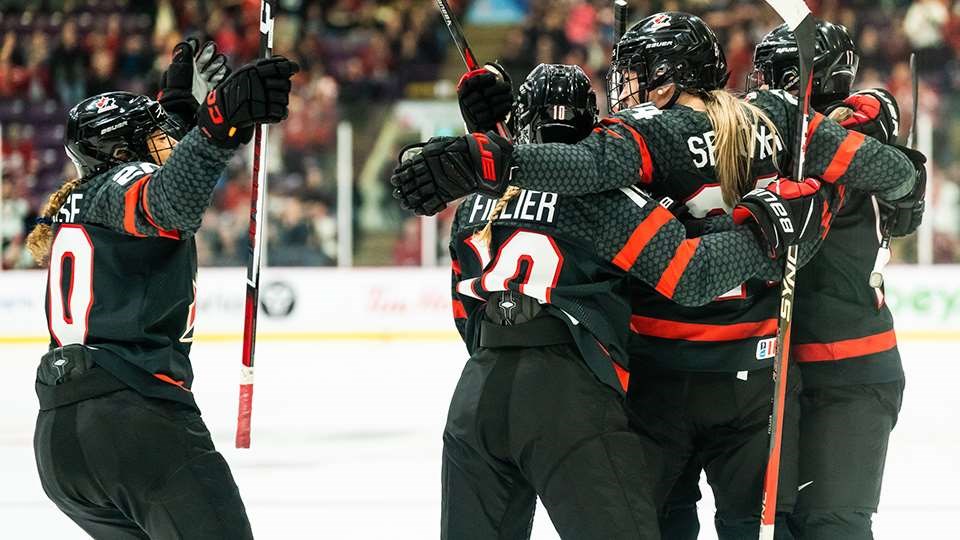 Championnat du monde: les Canadiennes en finale contre les États-Unis