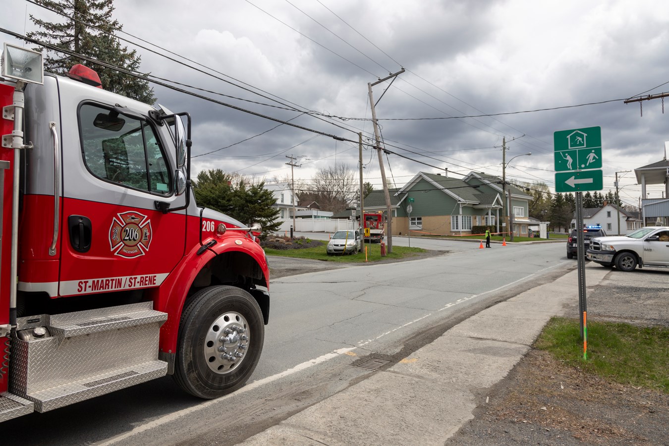 Un véhicule entre en collision avec un poteau électrique à Saint-Martin