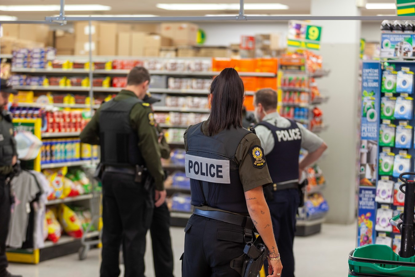Opération policière au Carrefour: l'intervention est terminée