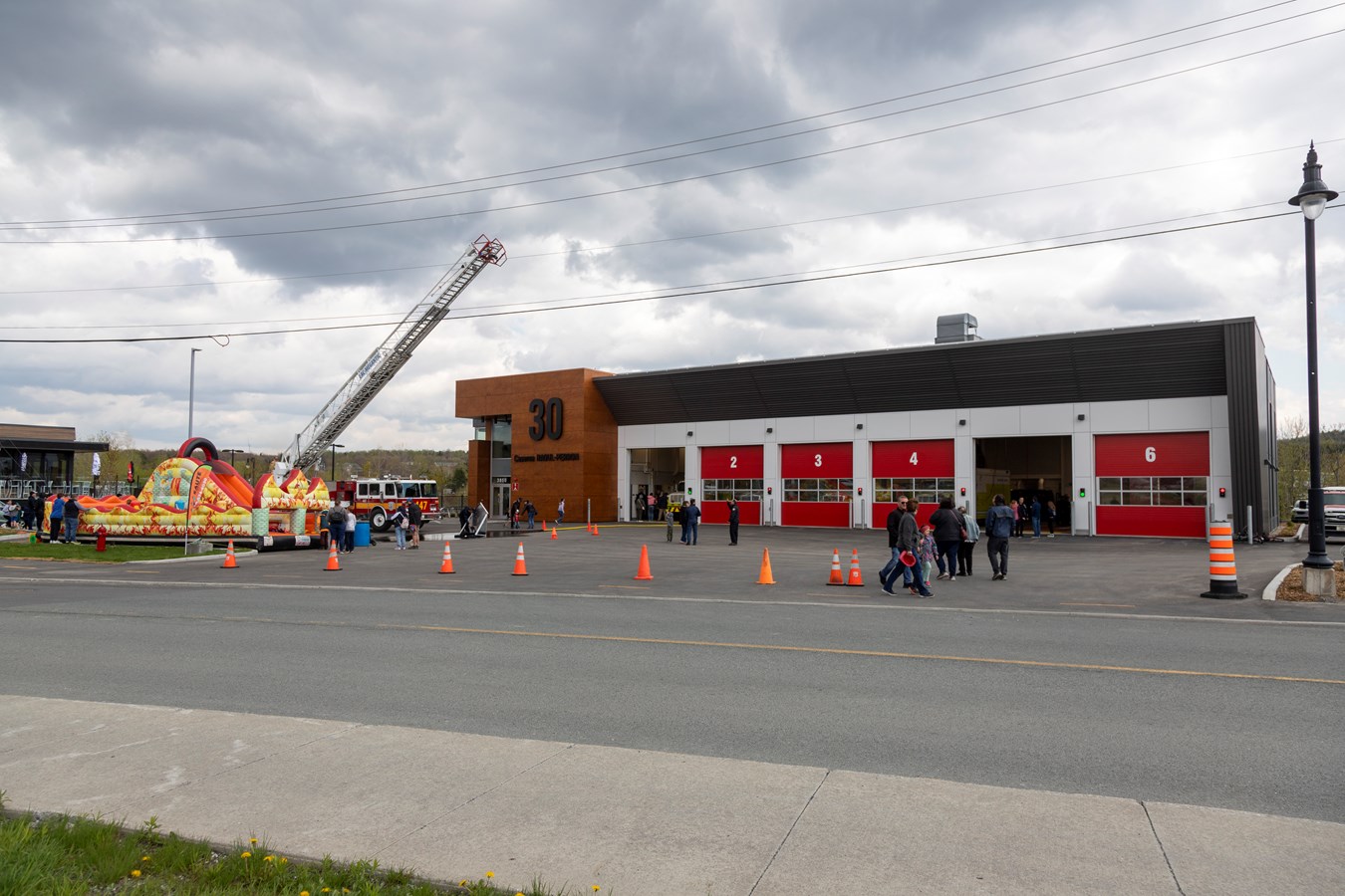 Lac-Mégantic: une nouvelle caserne à la pointe de la technologie