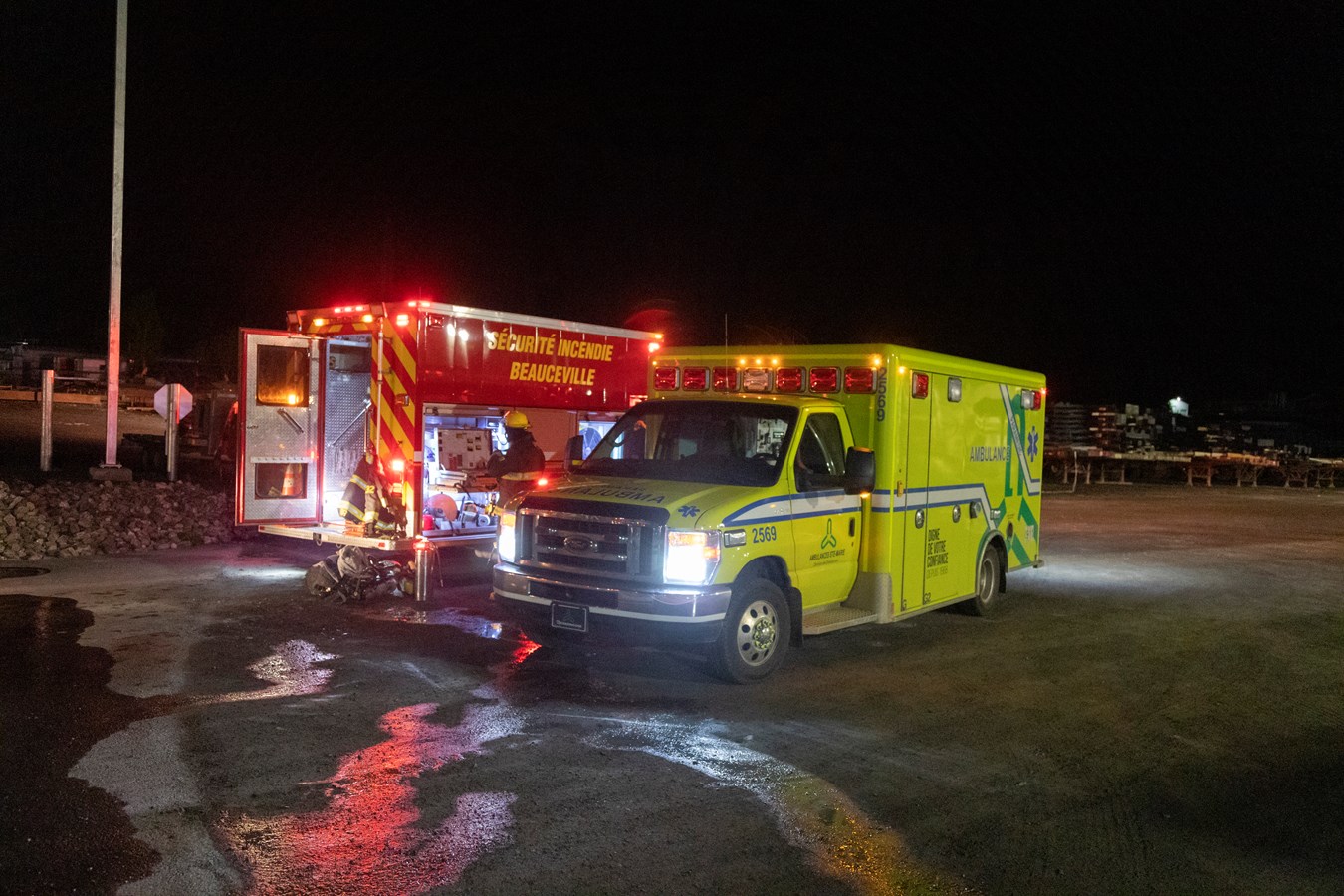 Début d'incendie chez Quirion Métal à Beauceville