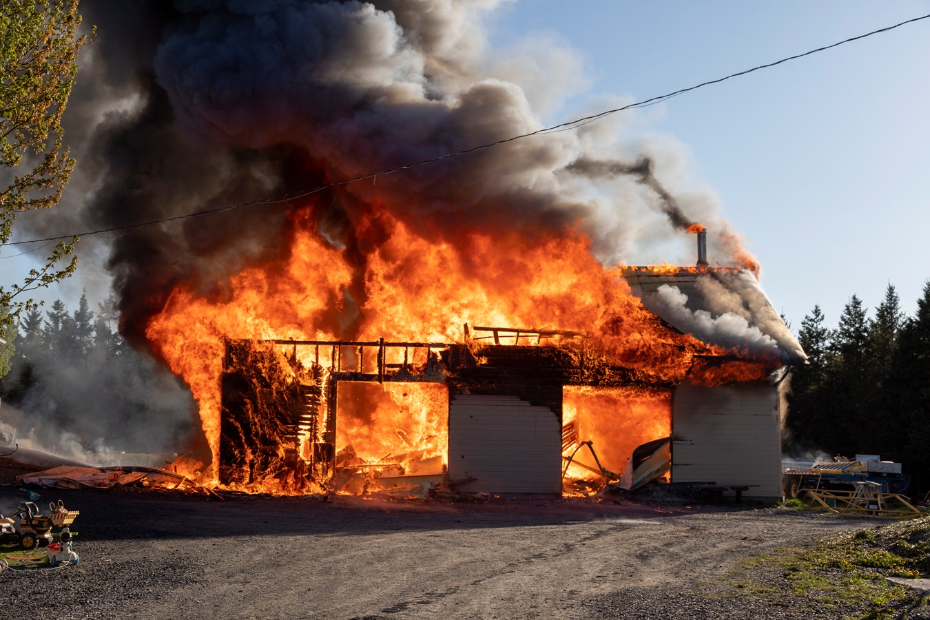 Incendie à Saint-Alfred: photos et détails supplémentaires