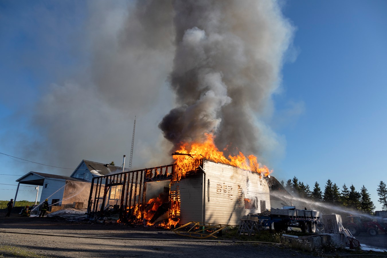 Incendie à Saint-Alfred: photos et détails supplémentaires