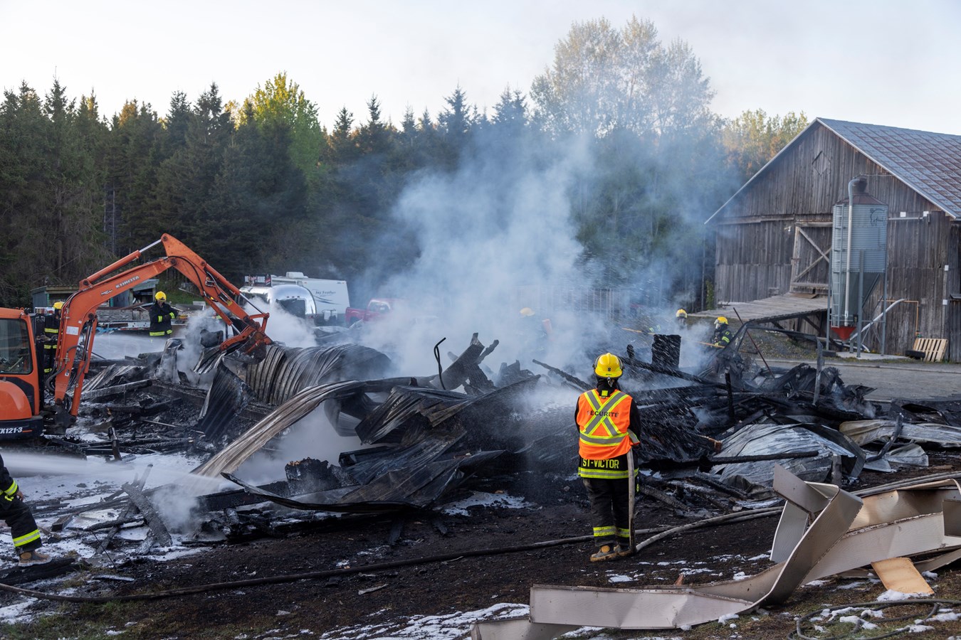 Incendie à Saint-Alfred: photos et détails supplémentaires