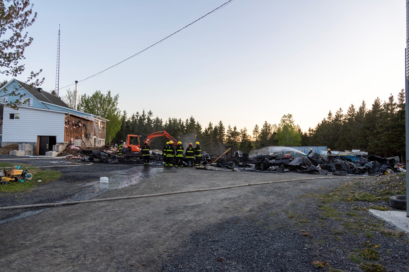 Incendie à Saint-Alfred: photos et détails supplémentaires