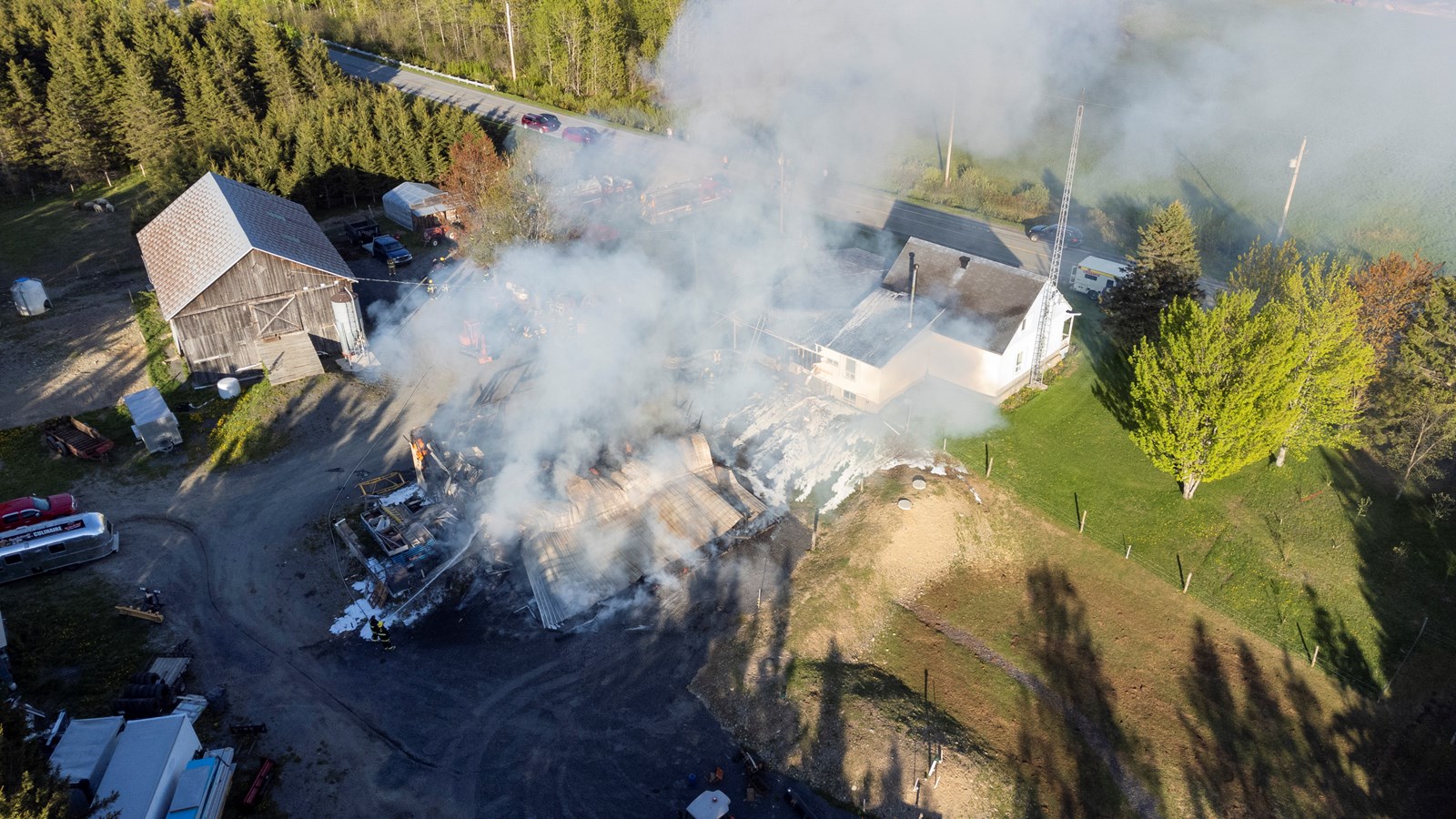 Incendie à Saint-Alfred: photos et détails supplémentaires