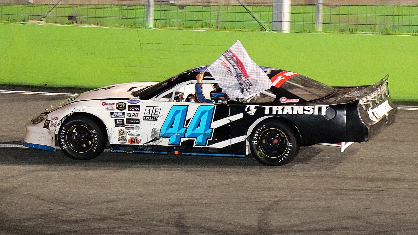 Autodrome Chaudière: une première victoire pour Dominic Jacques