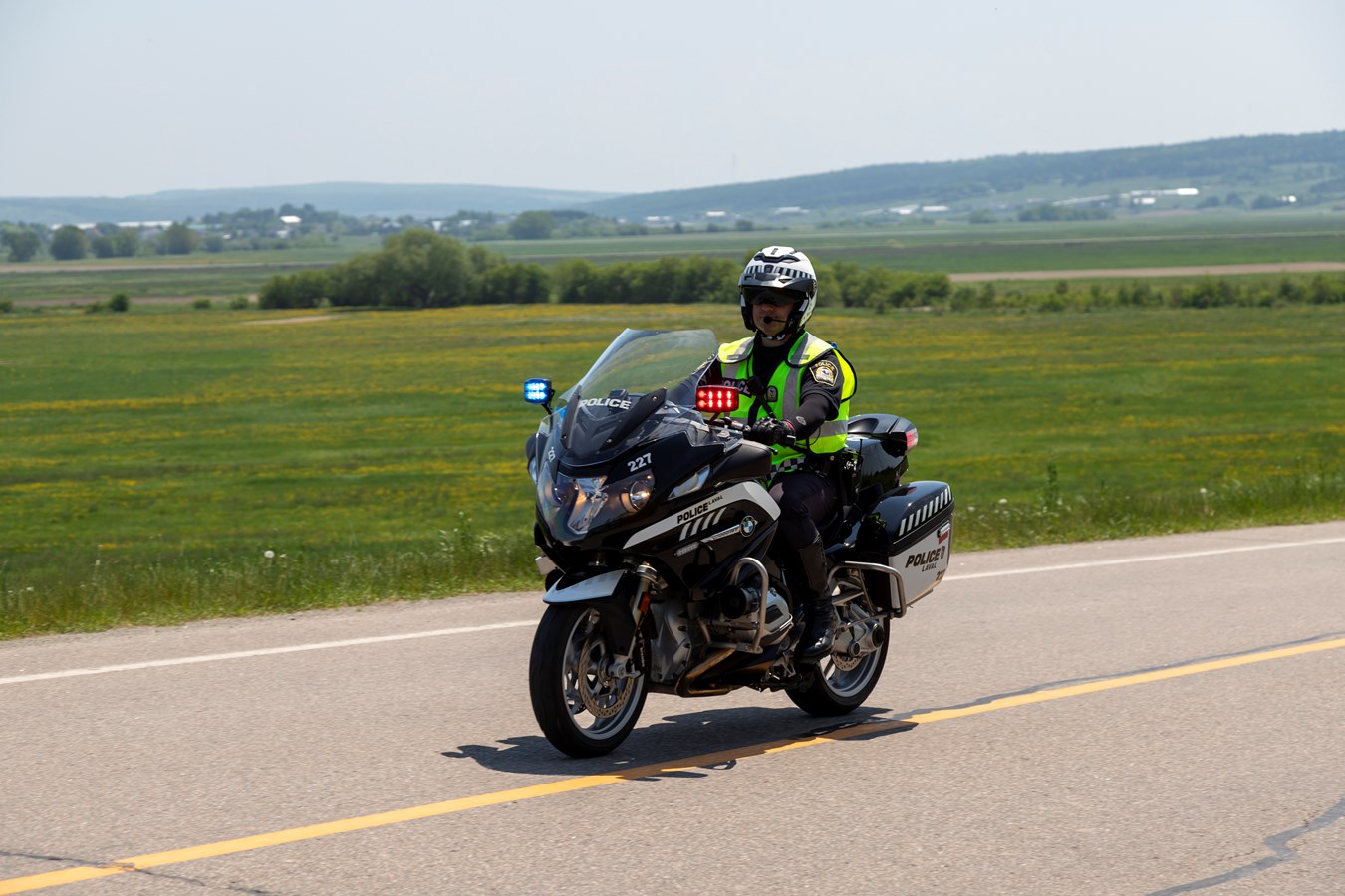 Le Tour cycliste des policiers de Laval de passage en Beauce