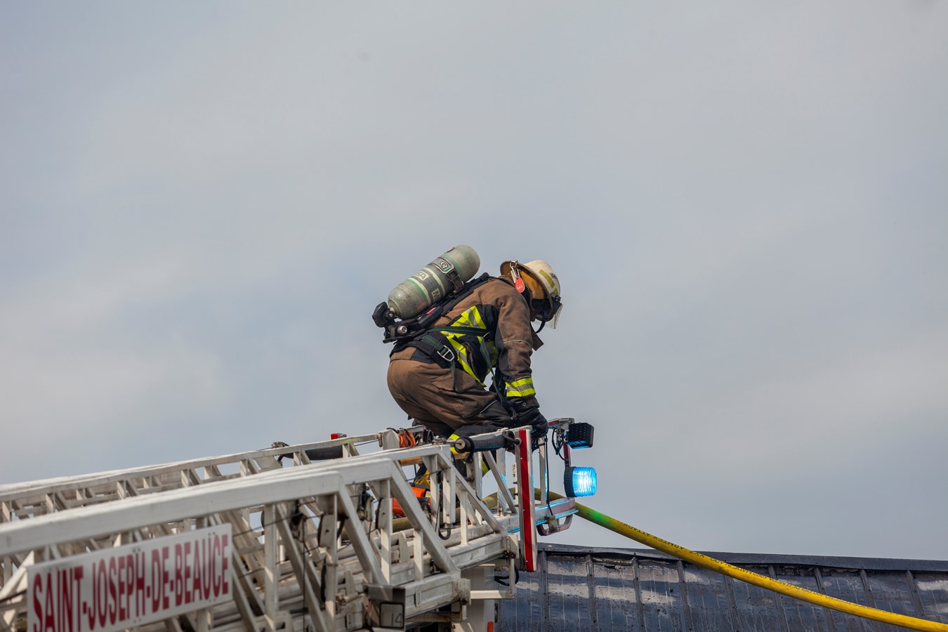 Saint-Frédéric: incendie dans un garage en construction