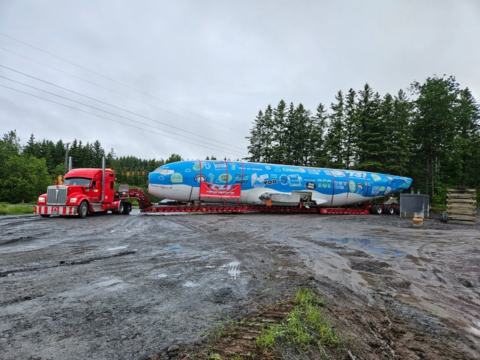 «Atterrissage» réussi du Boeing 737 au Woodoliparc! 