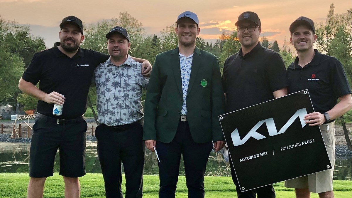 Michael Goupil, Jean-François Veilleux (finaliste) Michael Rhéaume (gagnant), Charles Lemelin Ruel (éliminé au 8e trou) et Patrick Lessard.