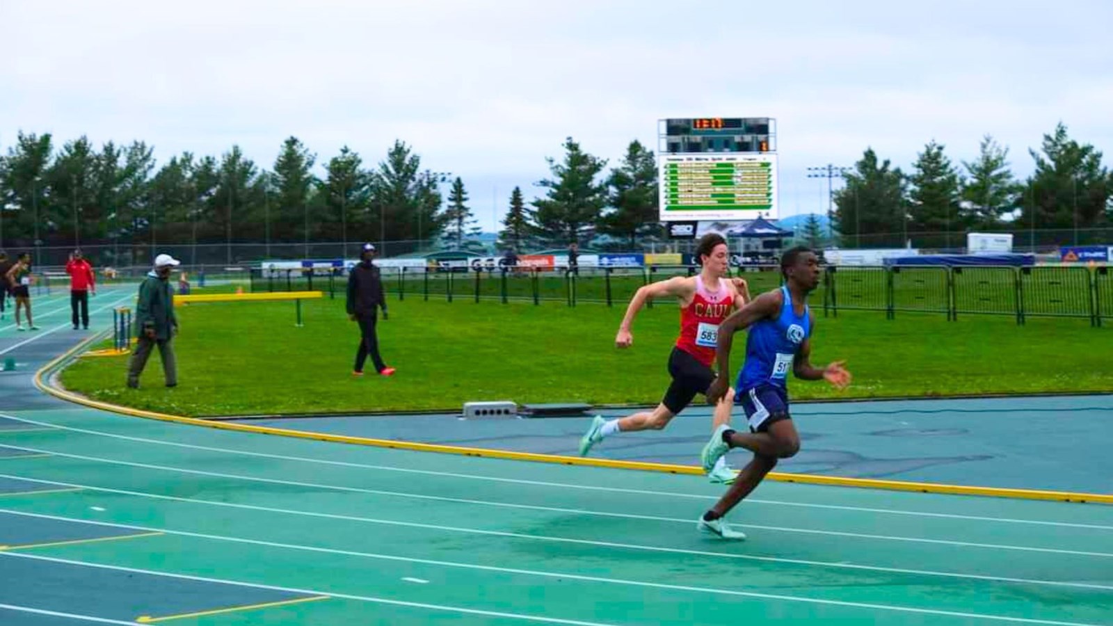 Athlétisme: des jumeaux beaucerons excellent au Championnat québécois junior