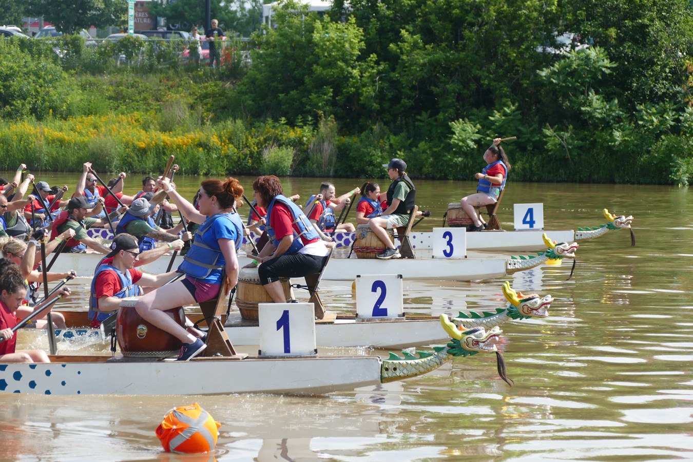 Course de bateaux-dragons: retour en photo sur les finales