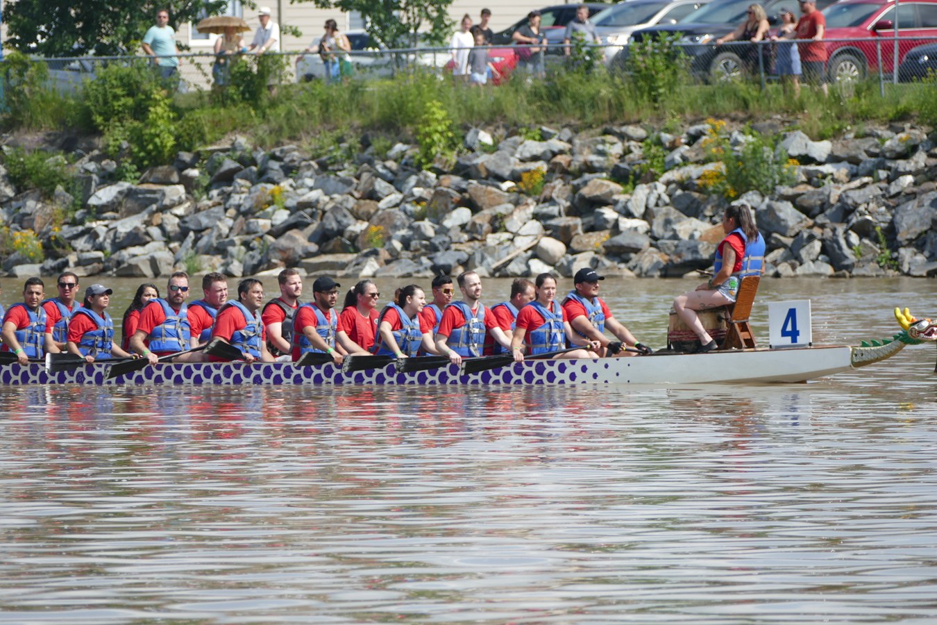 Course de bateaux-dragons: retour en photo sur les finales