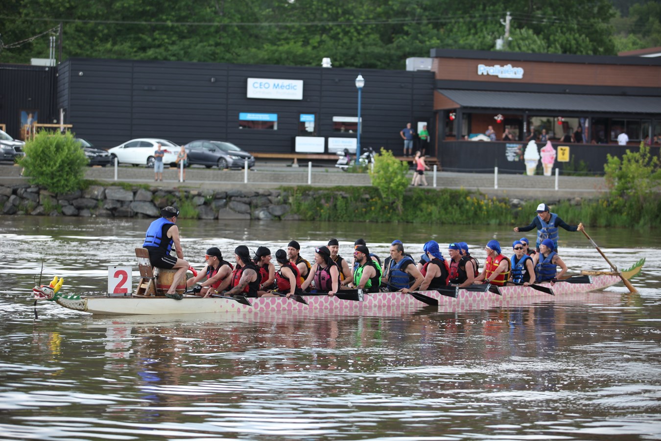 Course de bateaux-dragons: retour en photo sur les finales