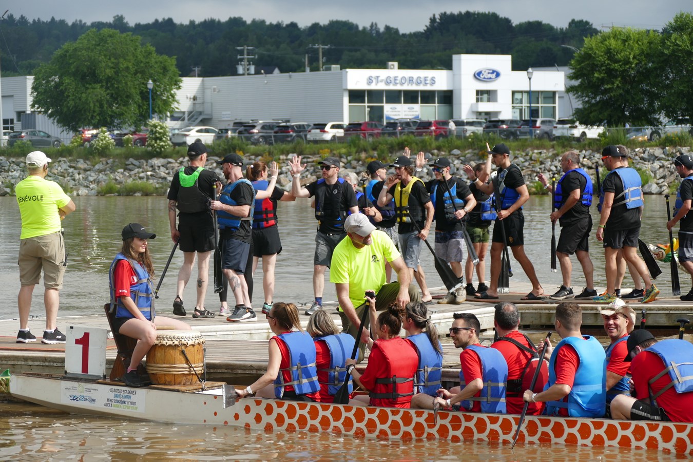 Course de bateaux-dragons: retour en photo sur les finales