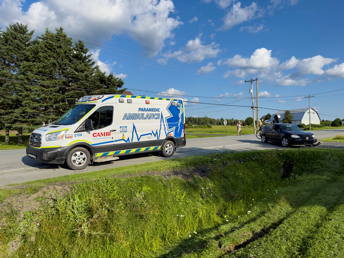 Accident impliquant deux véhicules à Saint-Éphrem