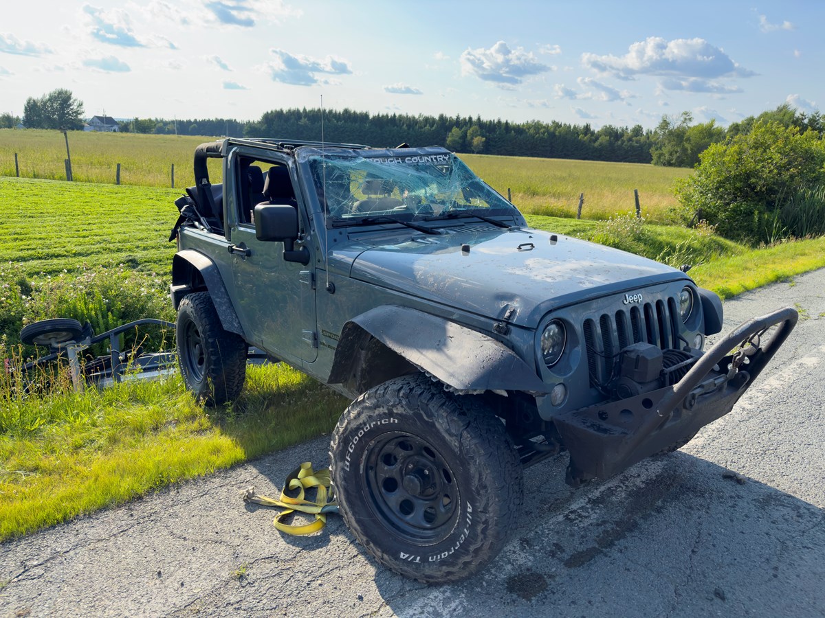 Accident impliquant deux véhicules à Saint-Éphrem