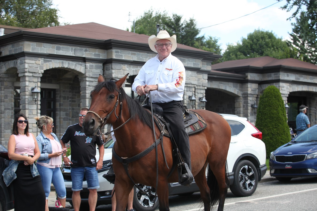 Une parade et un rodéo pour clôturer les Festivités Western