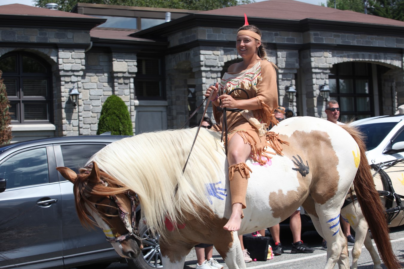 Une parade et un rodéo pour clôturer les Festivités Western