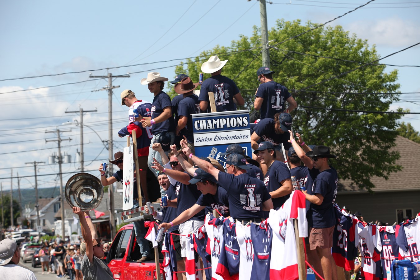 Une parade et un rodéo pour clôturer les Festivités Western