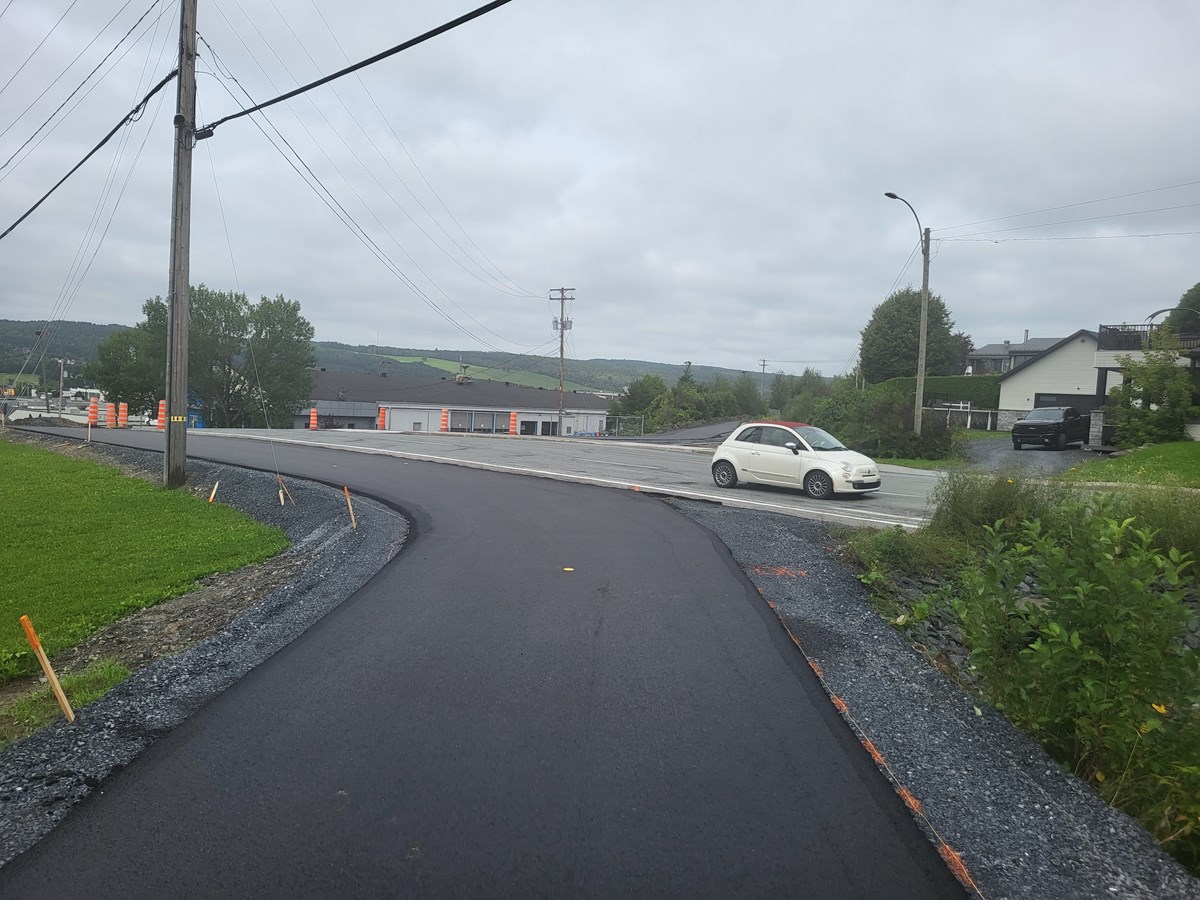 Traverse de la 90e rue: « la priorité reste aux véhicules », dit Claude Morin