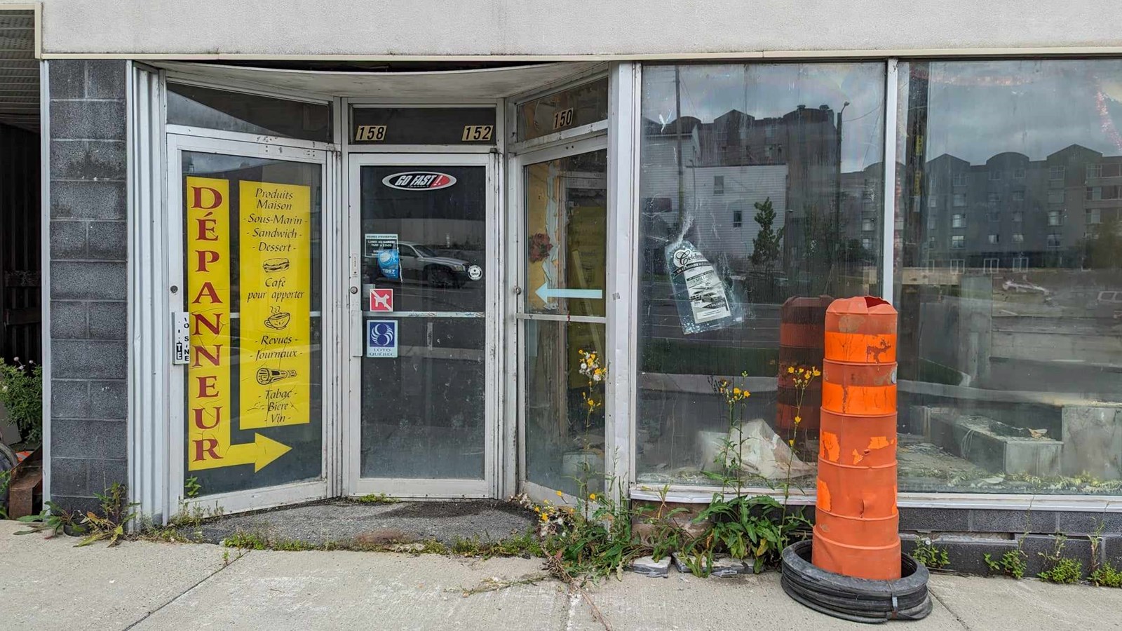 Bâtiments délabrés de la 120e rue: le pic des démolisseurs arrive lundi!