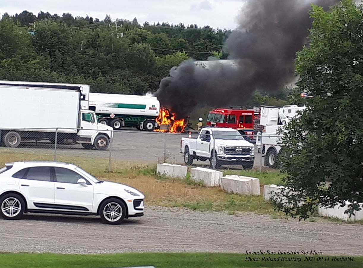 Des feux de véhicules à Sainte-Marie et Saint-Georges