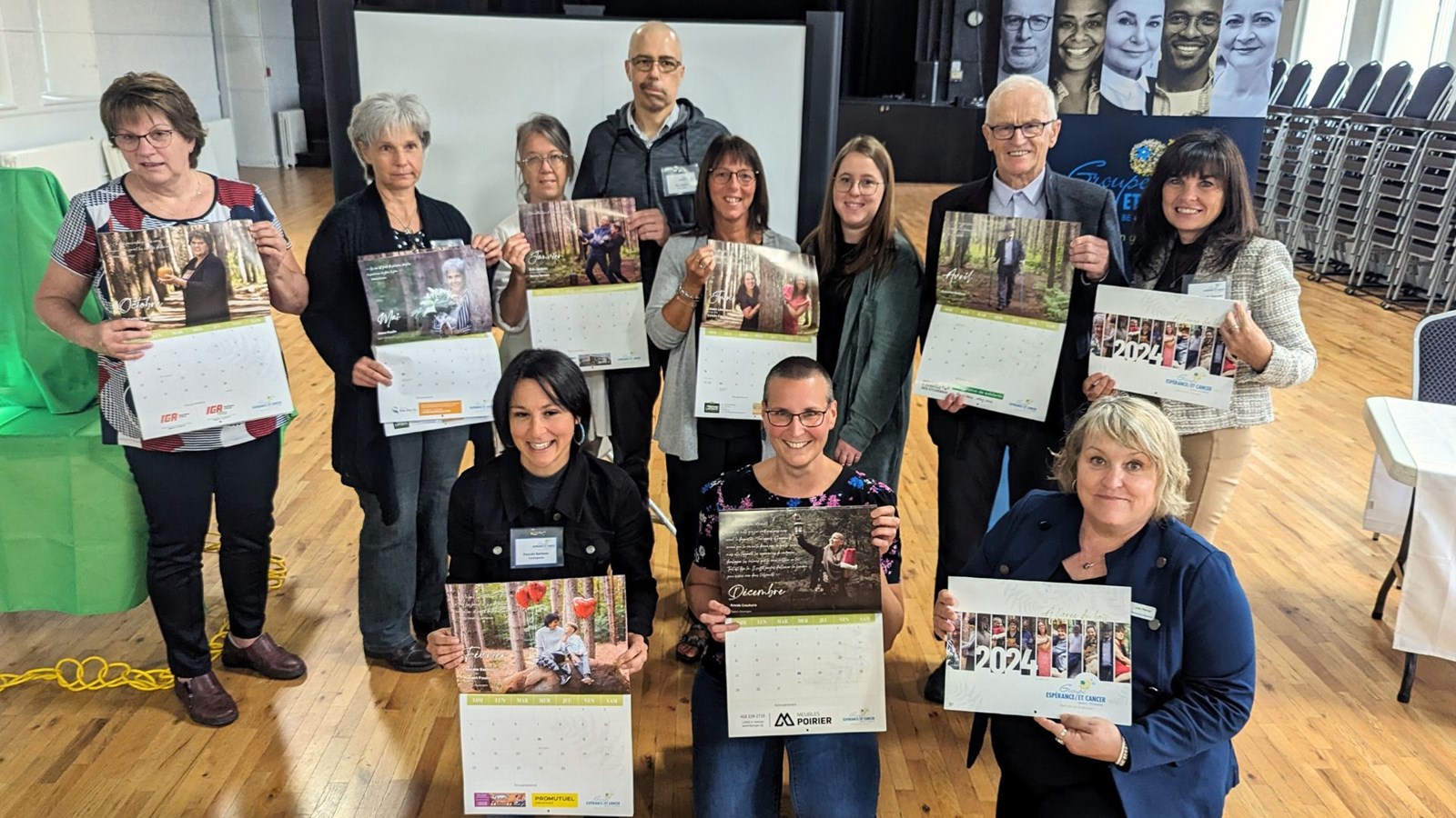 Quelques participants accompagnée de la photographe et de la directrice générale