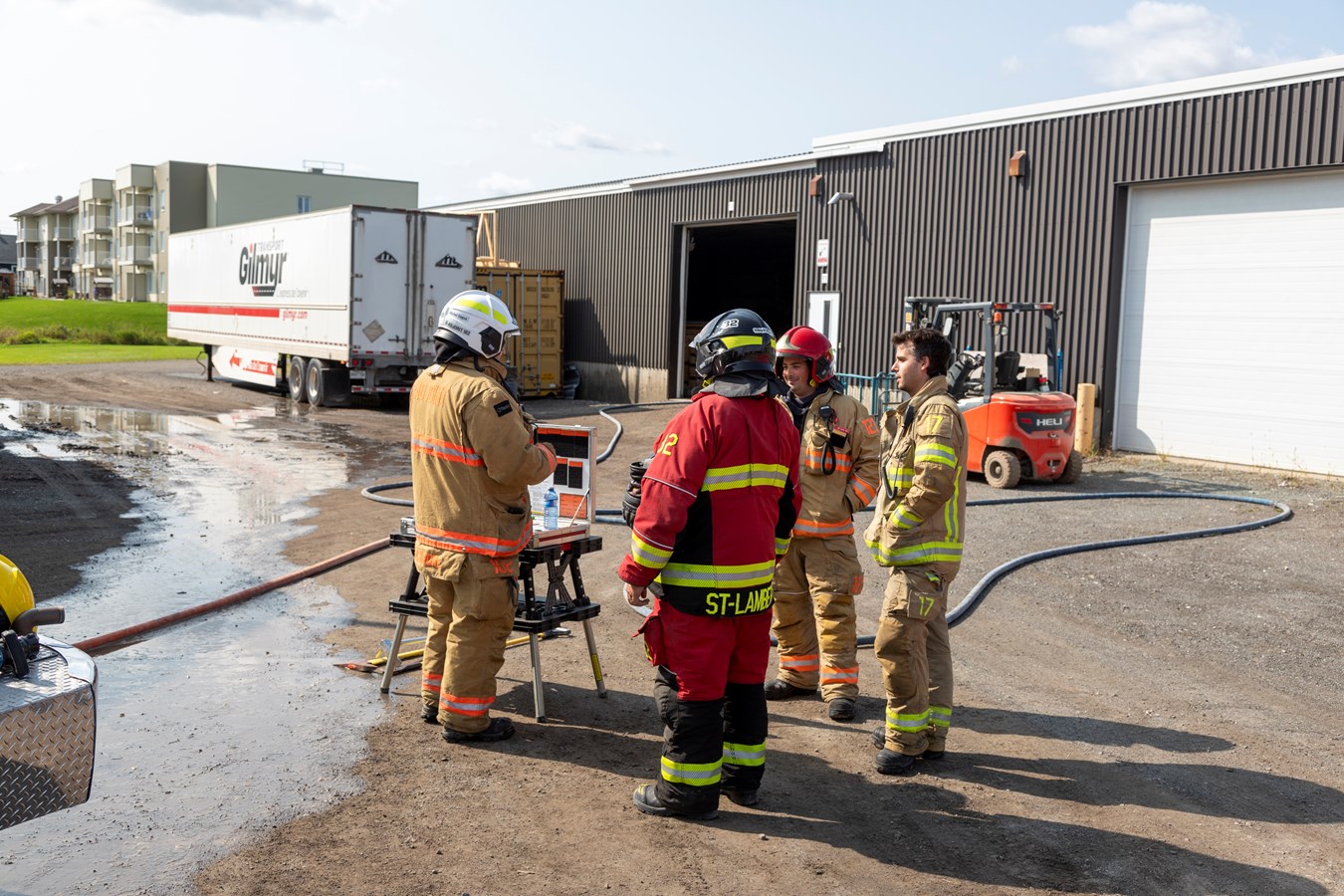Un incendie industriel à Saint-Isidore
