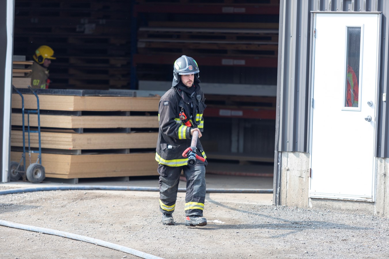 Un incendie industriel à Saint-Isidore