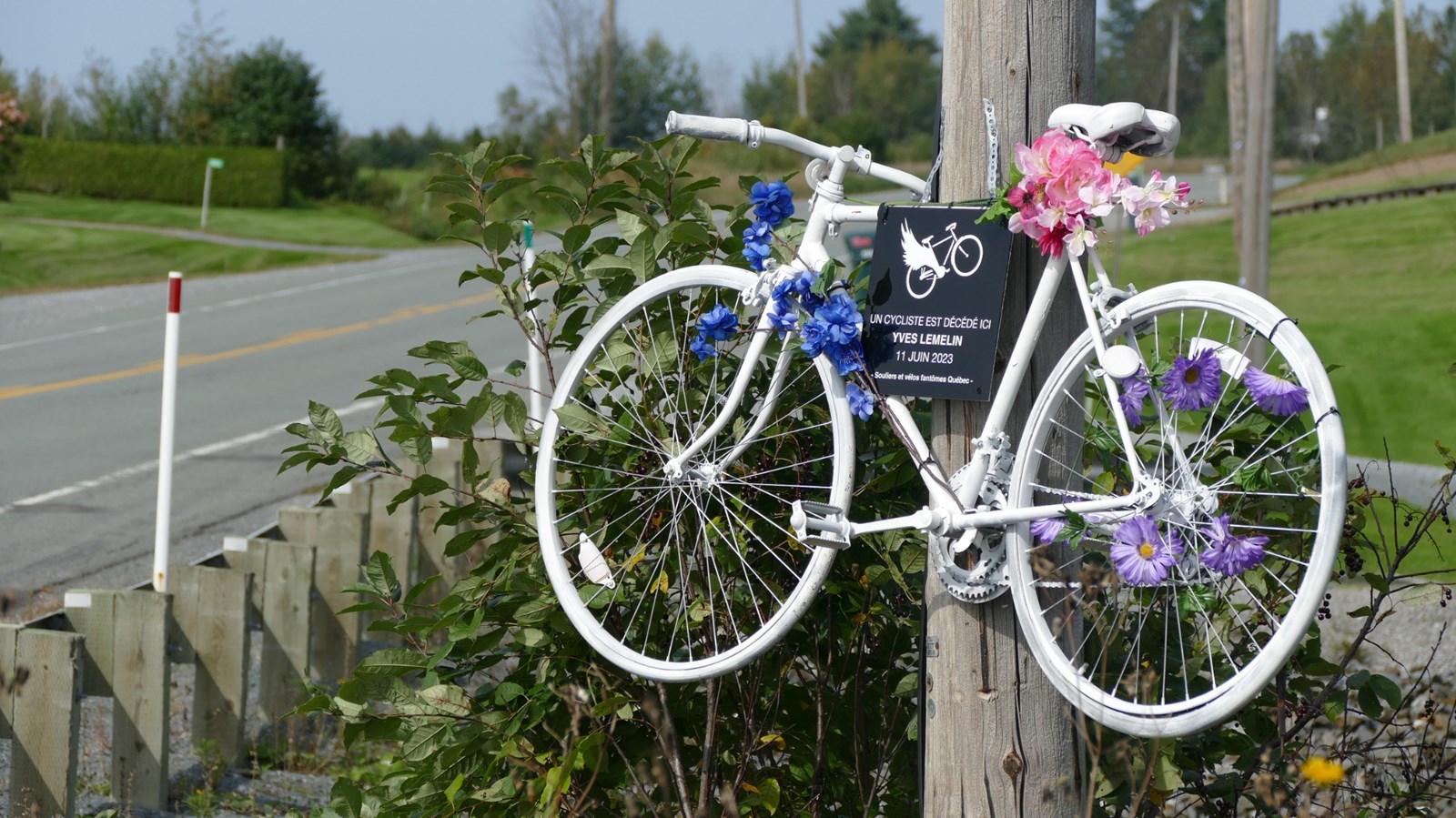 Un vélo fantôme inauguré en mémoire d'Yves Lemelin